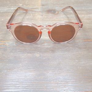 Bonnie & Clyde Peach/Glazed Sunglassss